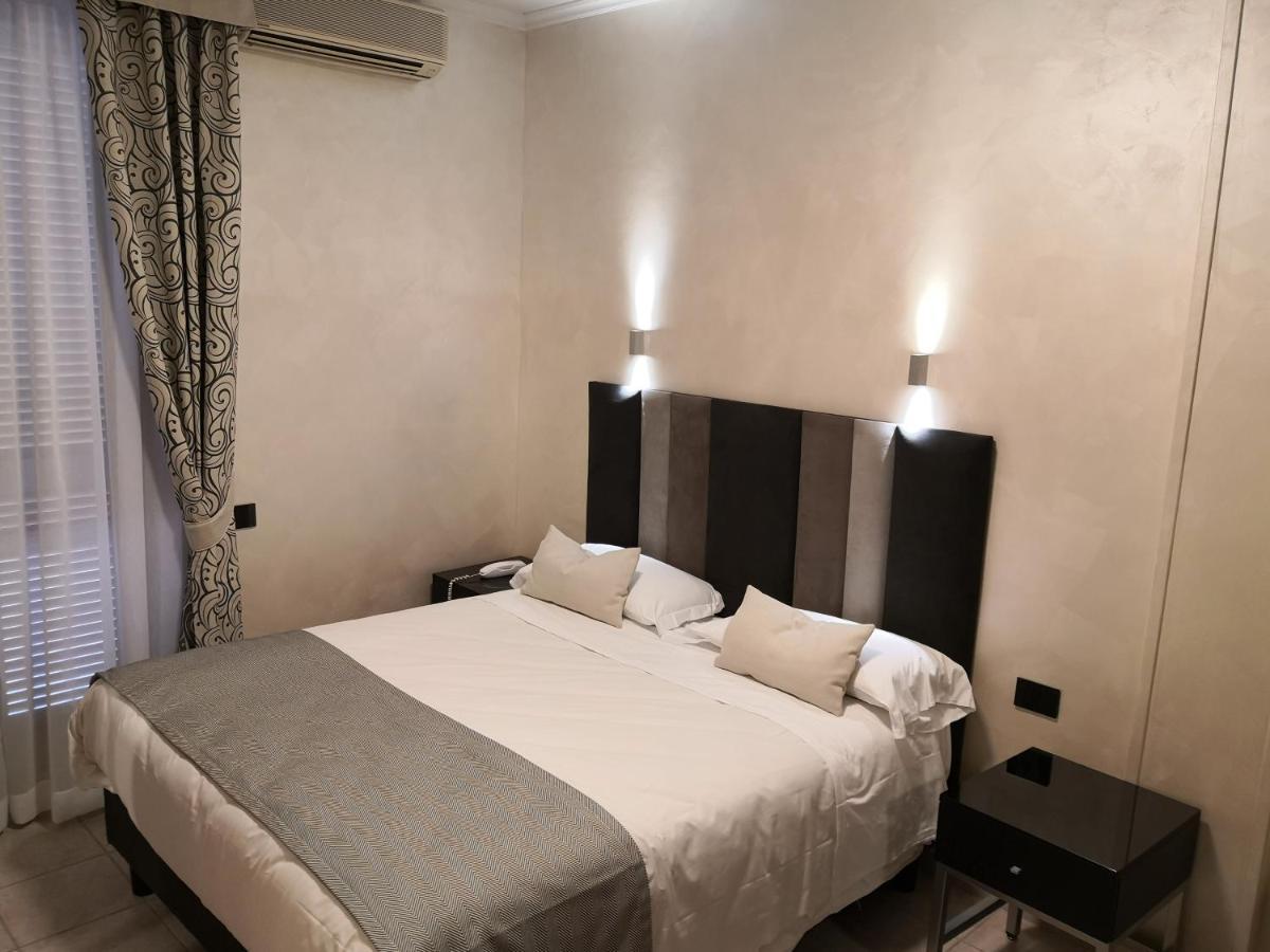 Rimini 3* Rom