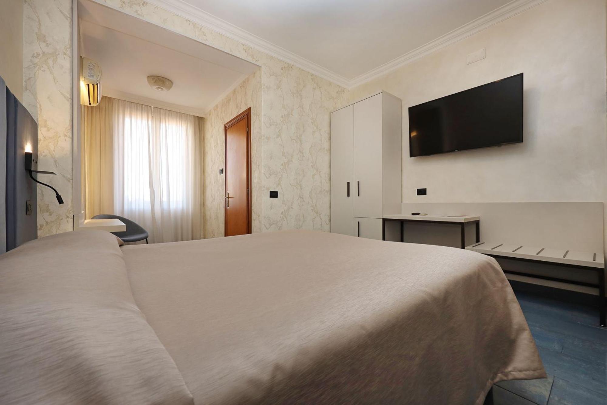 Rimini 3* Rom