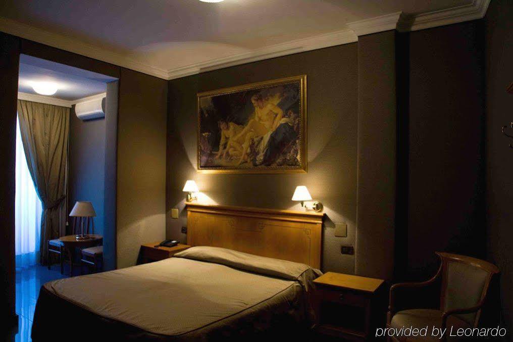 Rimini 3* Rom